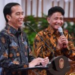 Presiden Jokowi Bagikan Sepeda untuk Raisa, Bimbo, dan Sejumlah Musisi