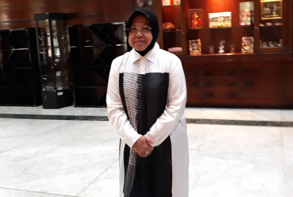 Wali Kota Surabaya Terima Penghargaan “Women Empowerment Award”