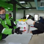 Pelanggan Gojek Donasi 1200 Paket Logistik Keluarga melalui BAZNAS
