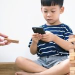 Tips Atasi Kecanduan Gadget pada Anak
