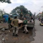 Pemkot Surabaya Tertibkan Bangli di Bantaran Kali Tebu