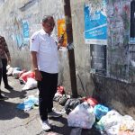 Temui Tumpukan Sampah di Pasar Pakis, Ini yang Dilakukan Armuji