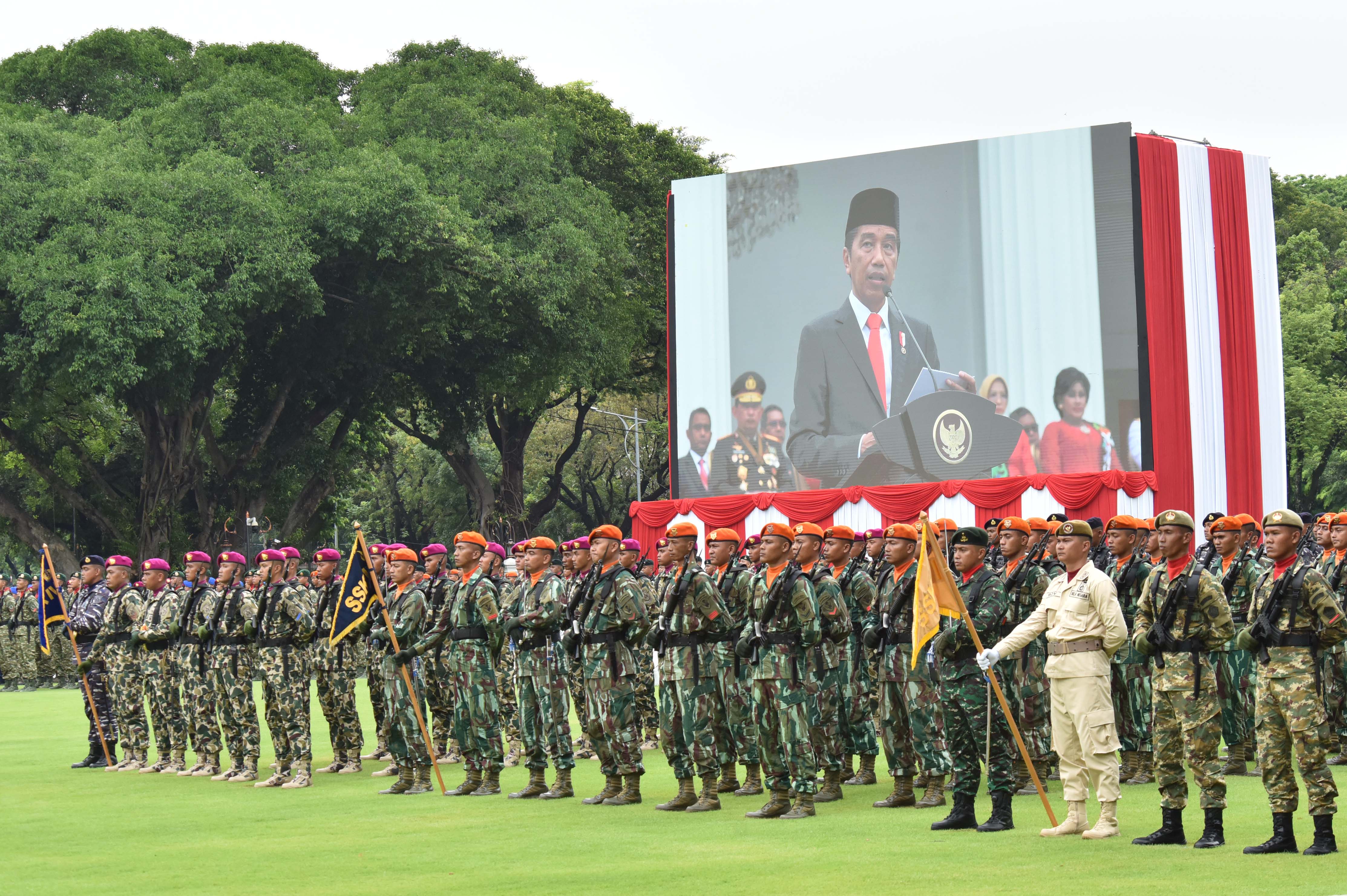 Presiden Jokowi Minta TNI Siap Hadapi Tantangan Geopolitik Global