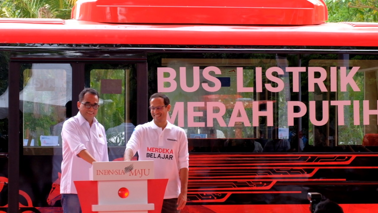 Resmi Diluncurkan, ITS Pimpin Pengembangan Bus Listrik Merah Putih untuk G20