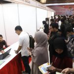 Ribuan Pencari Kerja Padati Job Fair Assik di Surabaya