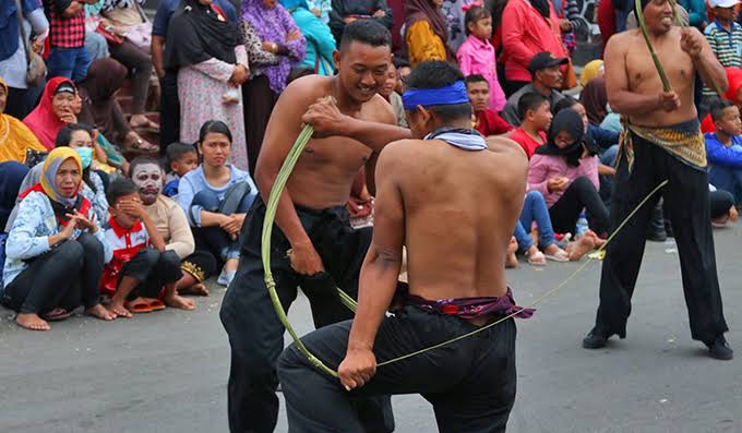 Tradisi Minta Hujan di Indonesia