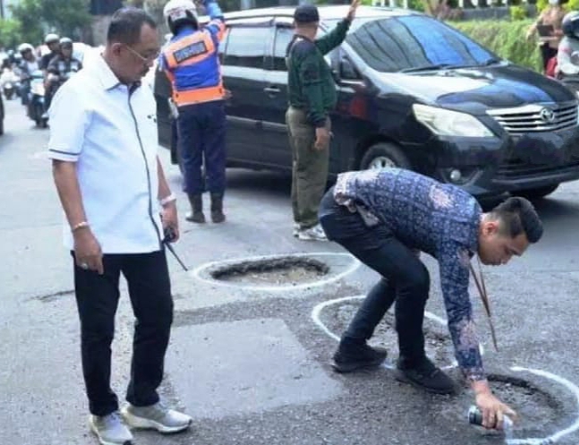 Jelang Pergantian Tahun 2023, Armuji : 23.957 Meter Jalan di Surabaya Sudah Diperbaiki