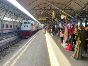 H+5 Lebaran, Pelanggan Kereta Api di Daop 8 Surabaya Lebih Banyak yang Datang