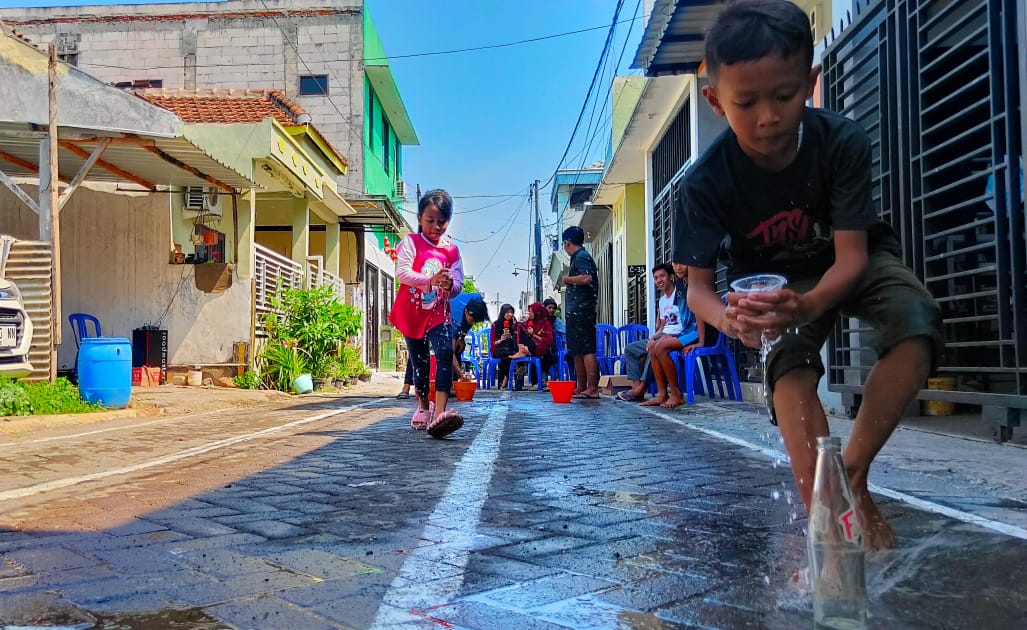 Aneka Lomba dan Kerja Bakti Warga Sedati  Sambut Hari Kemerdekaan