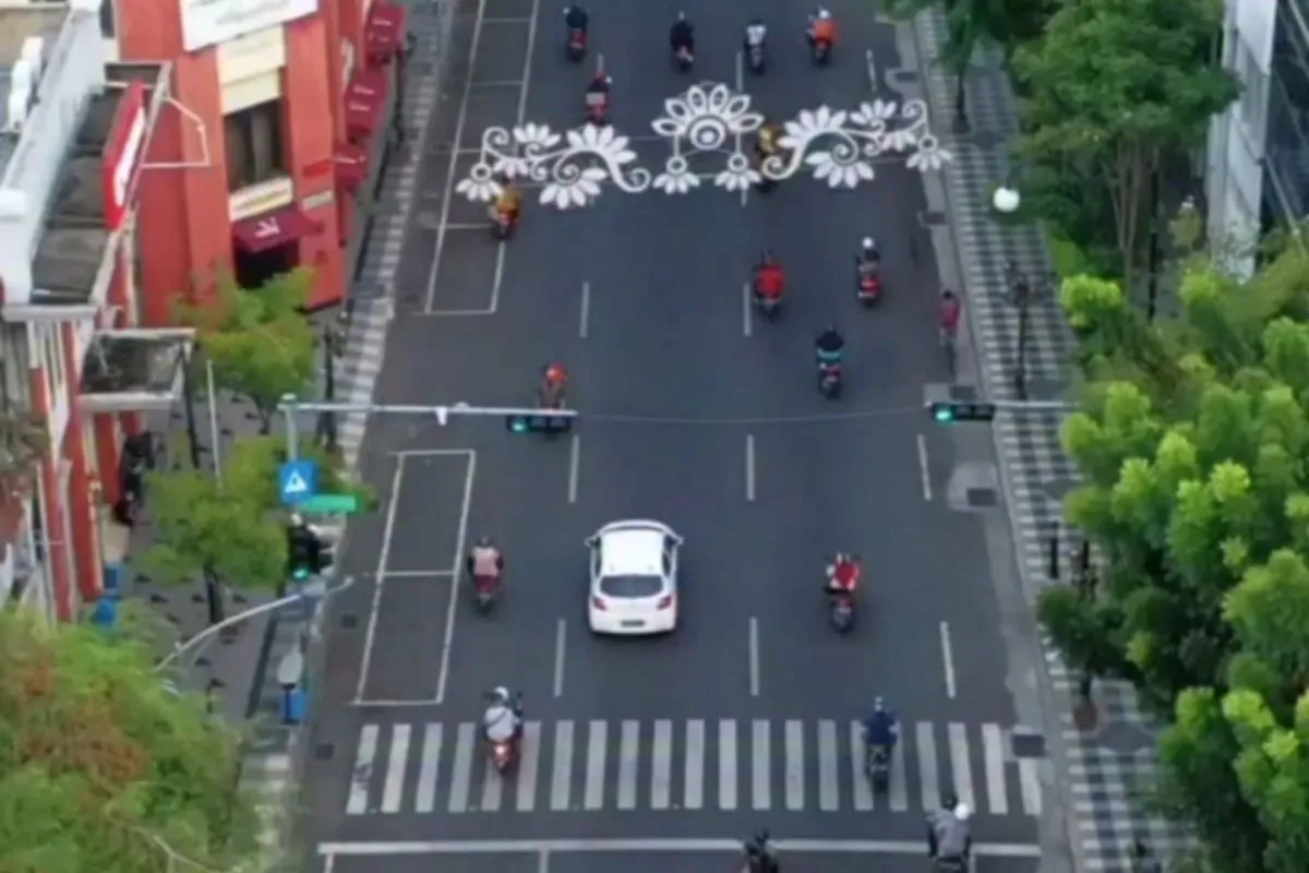 Jalan Tunjungan Surabaya Tidak Macet, Kebijakan Larang Parkir TJU Diteruskan