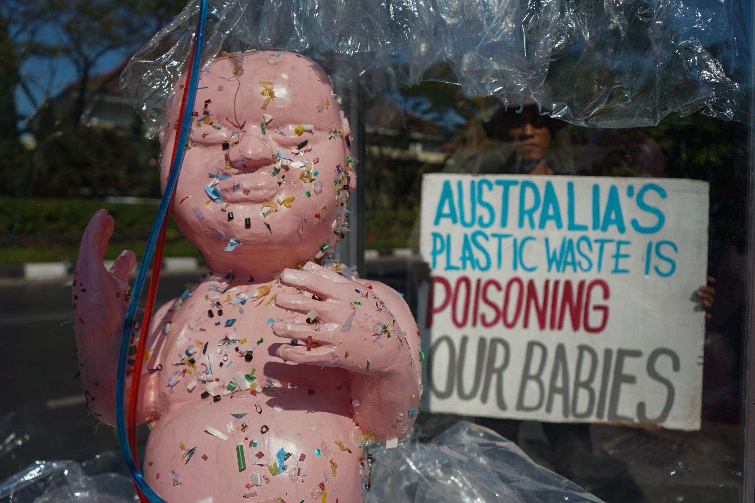 Ecoton Mendesak Australia Stop Ekspor Sampah ke Indonesia Ecoton Mendesak Australia Stop Ekspor Sampah ke Indonesia