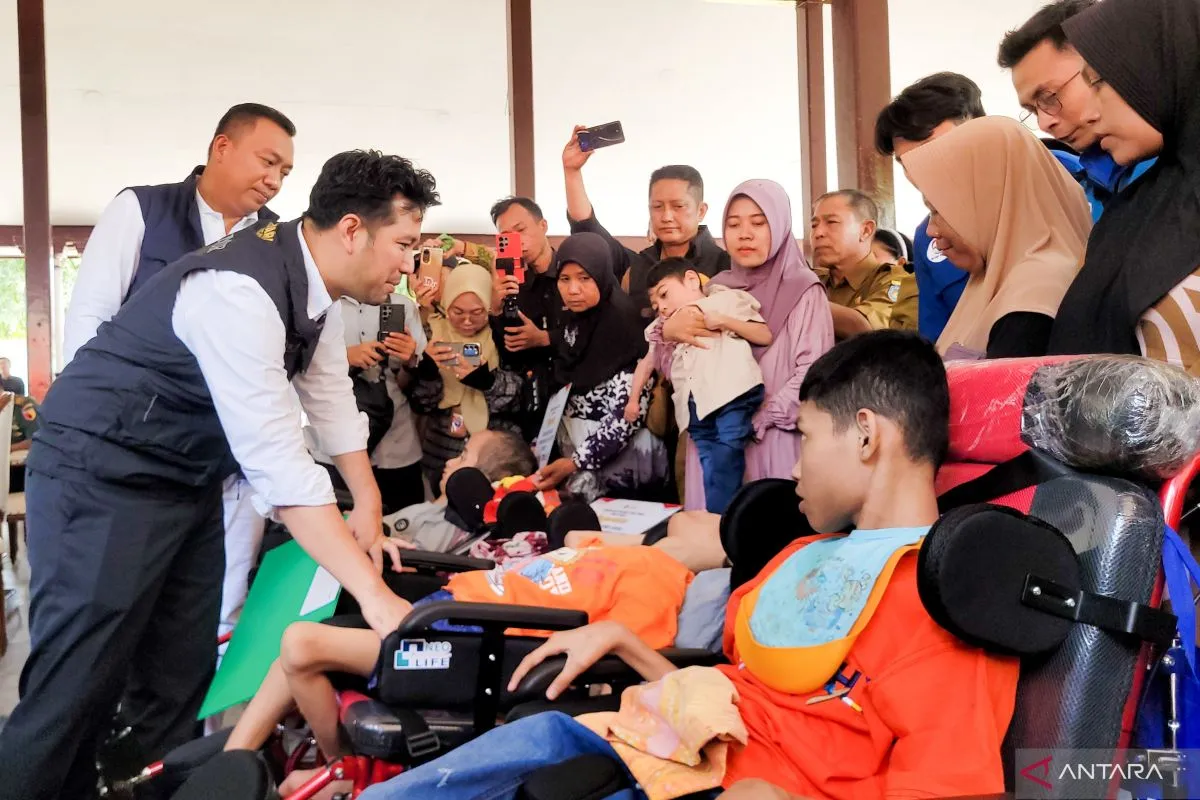 Jatim Gelontorkan Dana Rp7,3 Miliar untuk Ribuan Warga Rentan Situbondo