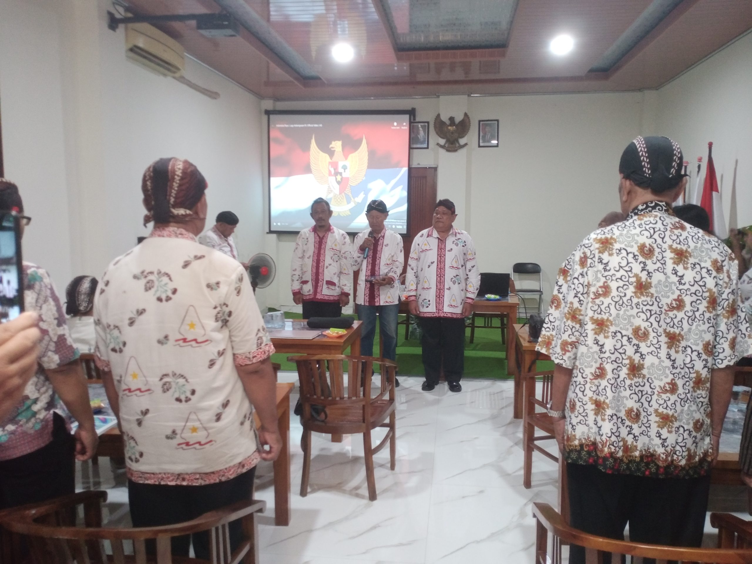 Kepengurusan MLKI Jatim 2025-2030 Diisi Mayoritas Generasi Muda Kepengurusan MLKI Jatim 2025-2030 Diisi Mayoritas Generasi Muda