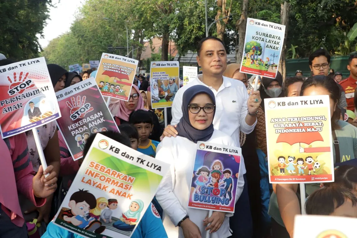 Pemkot Surabaya dan Densus 88 Perkuat Edukasi Bahaya Radikalisme Pemkot Surabaya dan Densus 88 Perkuat Edukasi Bahaya Radikalisme