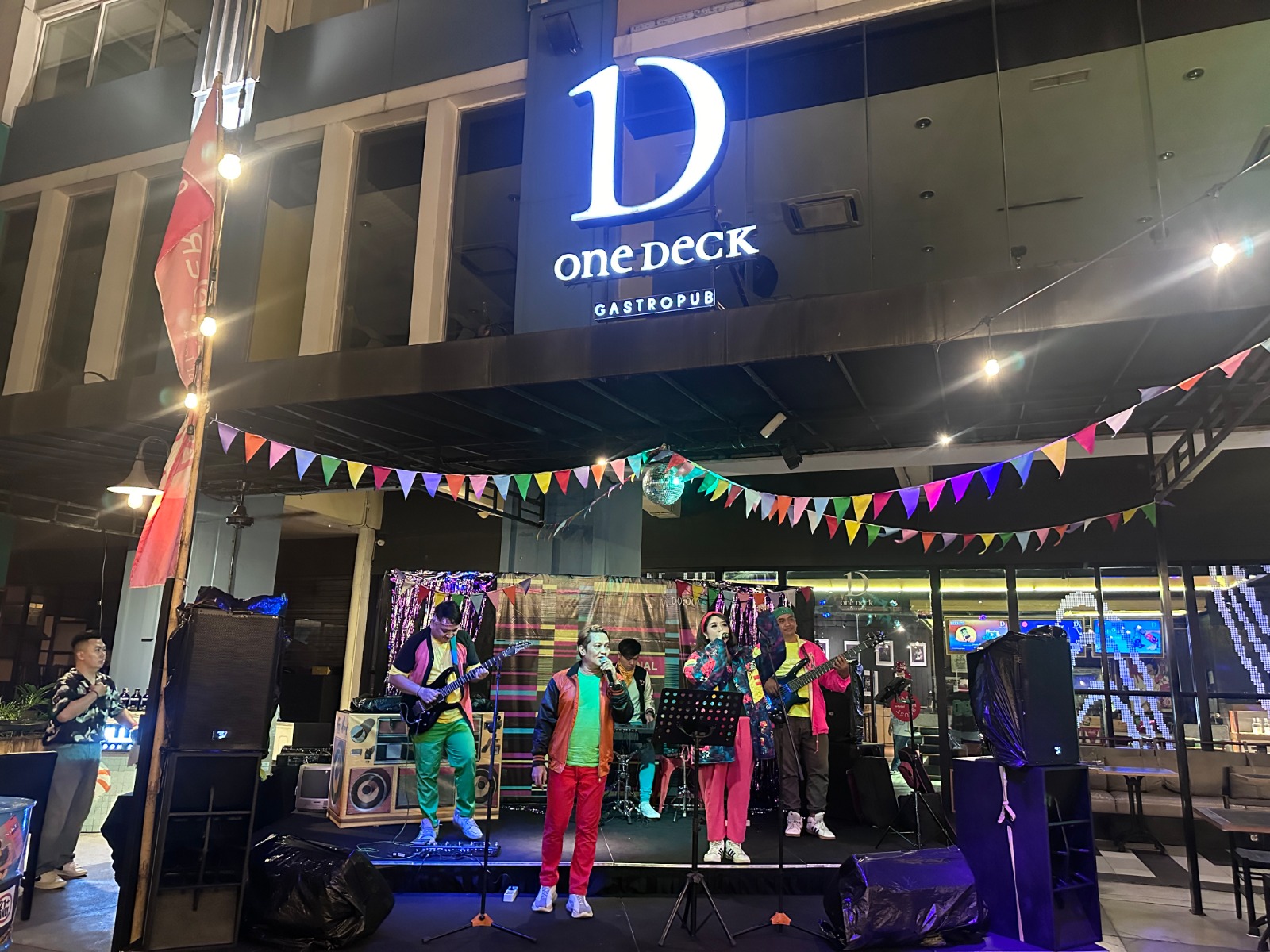 Games Seru, Party, Door prize, hingga Menu Lezat di Semarak Akhir Tahun Artotel TS Suites Games Seru, Party, Door prize, hingga Menu Lezat di Semarak Akhir Tahun Artotel TS Suites