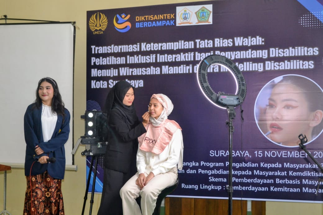 BK3S Jatim Gelar Kreasi Seni dan Aneka Lomba di Puncak Hari Disabilitas Internasional BK3S Jatim Gelar Kreasi Seni dan Aneka Lomba di Puncak Hari Disabilitas Internasional