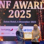 Kasipah Dinobatkan sebagai Tokoh Perempuan Pelopor Sidoarjo