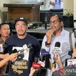 Polisi Cecar Pandji Pragiwaksono 63 Pertanyaan