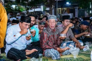 Semarak Sanggring Kolak Ayam Menjaga Nilai Nilai Tradisional di Gresik