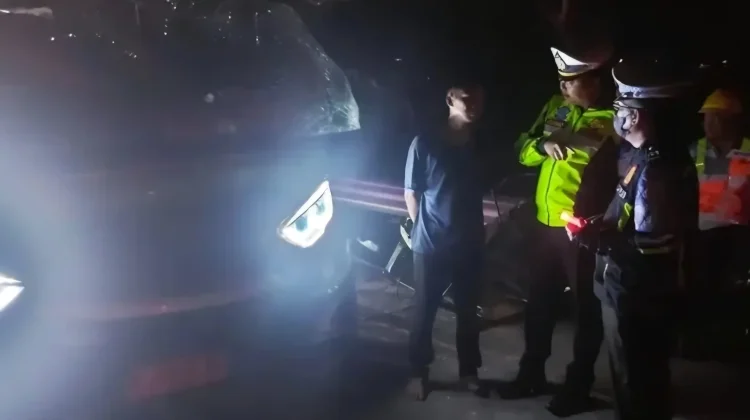 Supir Ngantuk, Bus Restu Tabrak Truk di Tol Jomo Satu Penumpang Tewas