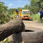 Protes Aktivitas Tambang, Warga Pasuruan Blokade Jalan