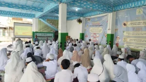 Jelang TKA, Siswa SD Istighotsah Bareng Orang Tua