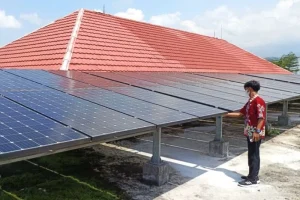 Disnakkan Magetan Kembangkan PLTS Atap Wujudkan Energi Bebas Emisi