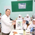 Pemkot Surabaya Keluarkan Edaran Penggunaan Gawai Anak