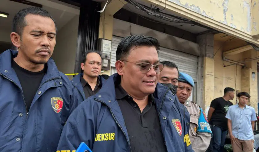 Polisi Bongkar Sindikat Impor HP Ilegal di Sidoarjo Senilai Rp235 Miliar