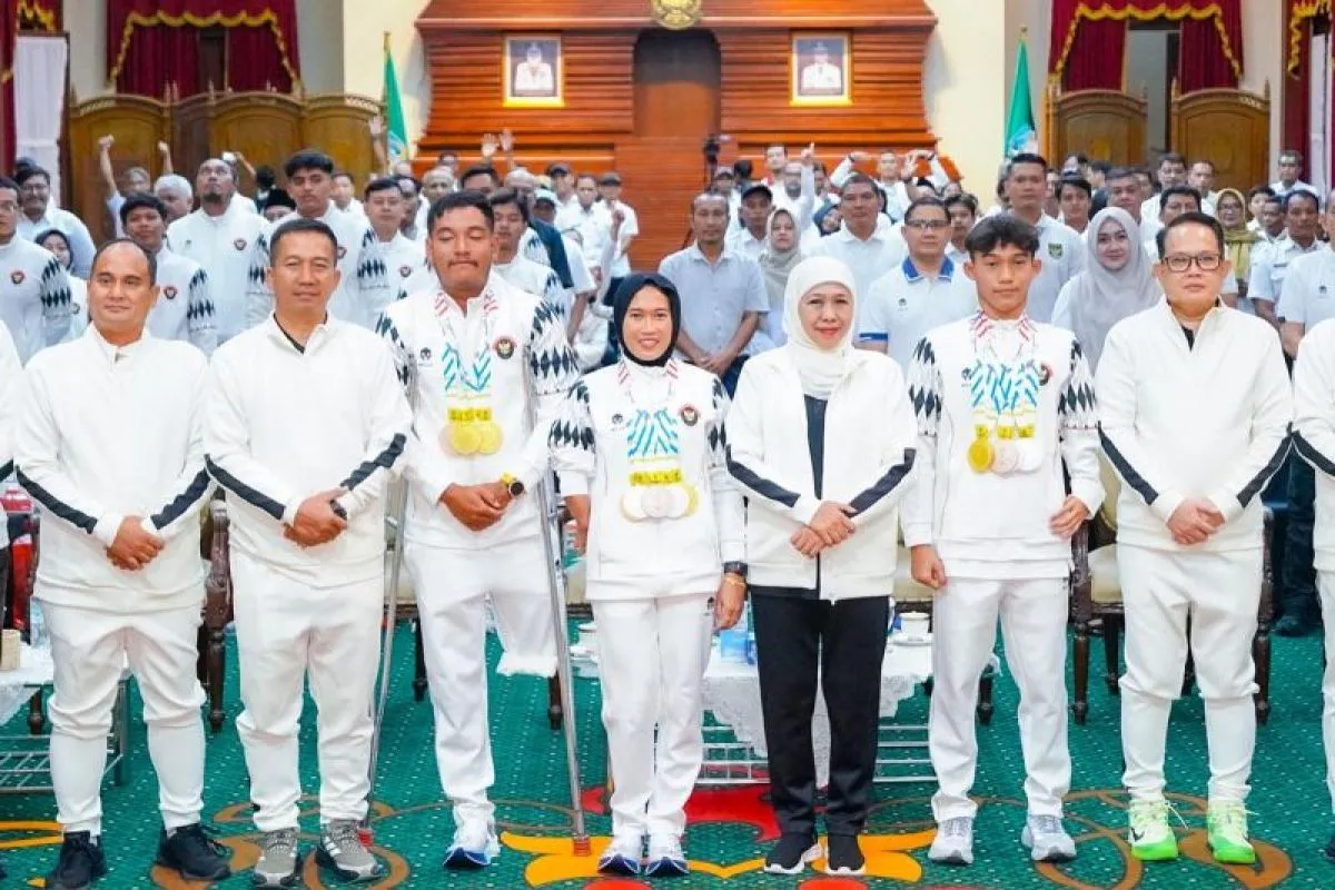 Khofifah Beri Bonus Rp1,845 Miliar untuk Atlet Paralimpik Jatim