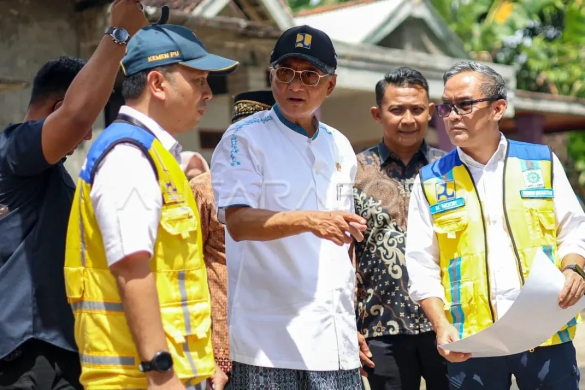 Menteri PU Tinjau Pembangunan Sumur Bor di Daerah Tandus Nganjuk