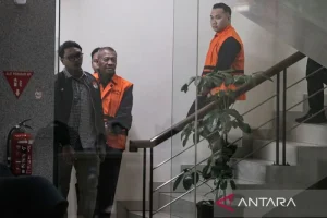 KPK Pulangkan 11 Saksi ke Tulungagung, Tetapkan 2 Tersangka