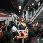 Kecelakaan KA Renggut 15 Korban Meninggal  76 Luka-luka
