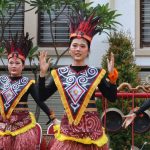 SMA Santa Maria Surabaya Gelar Harmoni Nusantara di Car Free Day