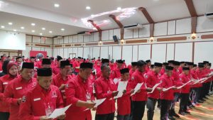 18 PAC PDI Perjuangan se-Kabupaten Gresik Dilantik, Generasi Muda Jadi Prioritas 18 PAC PDI Perjuangan se-Kabupaten Gresik Dilantik, Generasi Muda Jadi Prioritas
