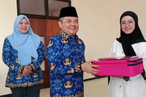 BLK Bangkalan Ajarkan Tata Rias hingga Video Konten bagi Ratusan Pencari Kerja BLK Bangkalan Ajarkan Tata Rias hingga Video Konten bagi Ratusan Pencari Kerja