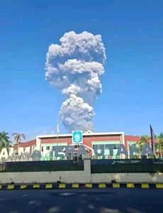 Korban Meninggal Erupsi Gunung Dukono, 2 Pendaki Warga Singapura dan 1 WNI