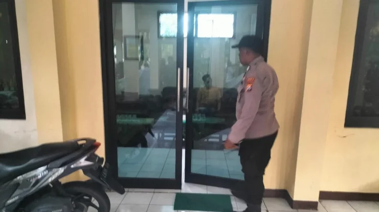 Polisi Usut Kades Buncitan Sedati Meninggal di Balai Desa