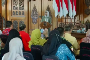 Wali Kota Mojokerto Bocorkan BIN Memburu Kelompok Anarko Wali Kota Mojokerto Bocorkan BIN Memburu Kelompok Anarko