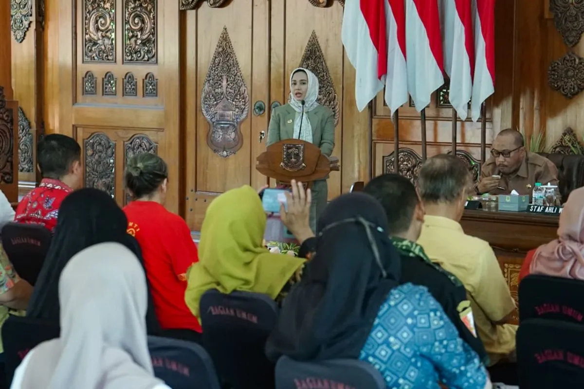 Wali Kota Mojokerto Bocorkan BIN Memburu Kelompok Anarko Wali Kota Mojokerto Bocorkan BIN Memburu Kelompok Anarko