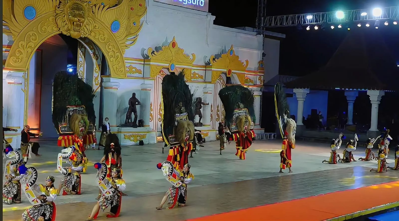 Festival Reog Ponorogo 2026 Rayakan Pengakuan UNESCO Festival Reog Ponorogo 2026 Rayakan Pengakuan UNESCO
