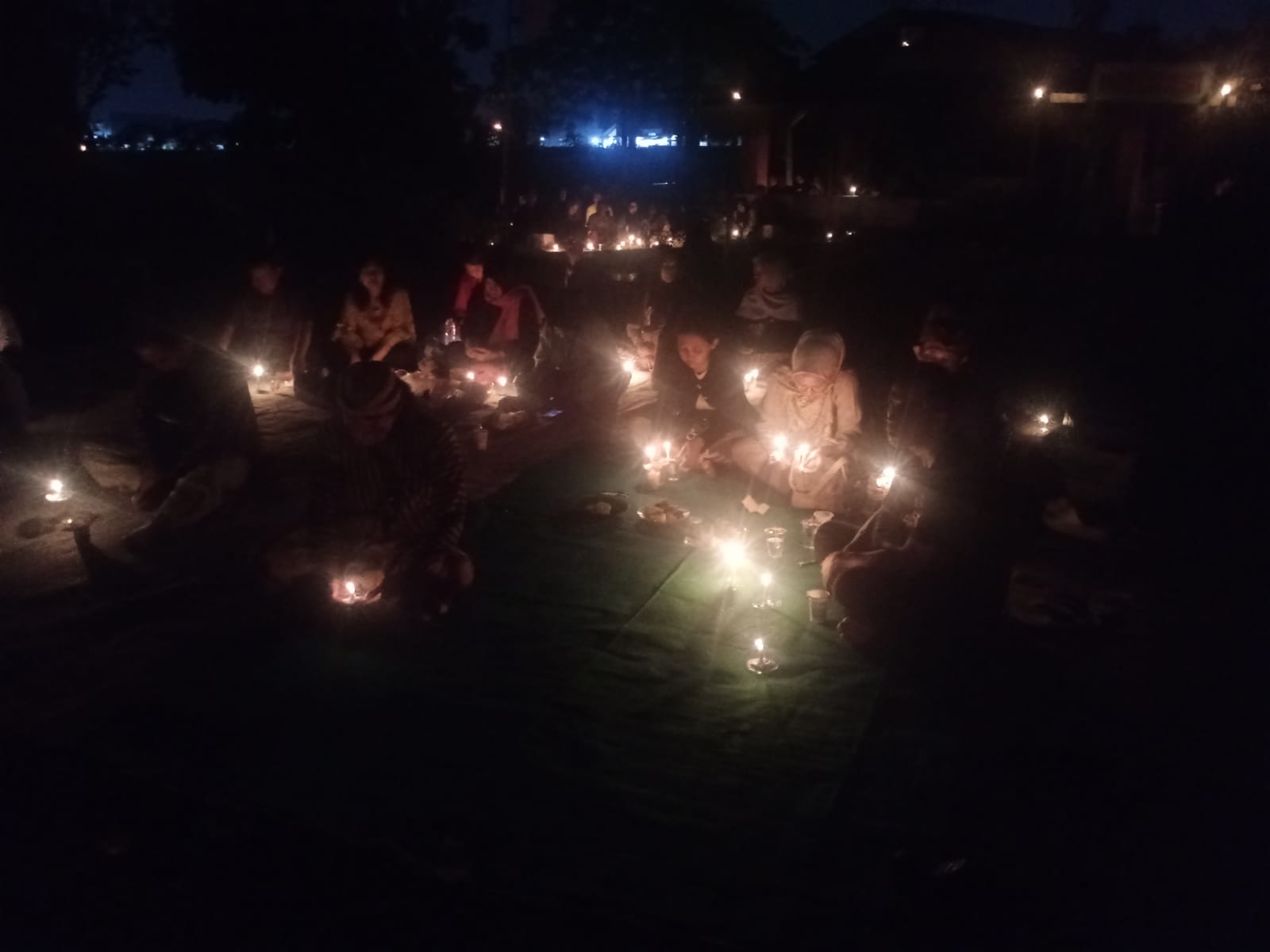 Syahdu, Seribu Lilin dan Wahyu Kolosebo di Sendang Agung Sidoarjo Syahdu, Seribu Lilin dan Wahyu Kolosebo di Sendang Agung Sidoarjo