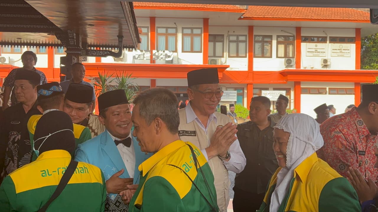Debarkasi Surabaya Pulangkan 25.005 Jemaah Haji sampai Kloter 66 Debarkasi Surabaya Pulangkan 25.005 Jemaah Haji sampai Kloter 66