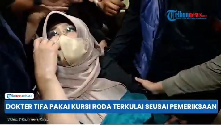 Dokter Tifa Jalani Rawat Inap Akibat GERD dan Stres Tinggi Dokter Tifa Jalani Rawat Inap Akibat GERD dan Stres Tinggi