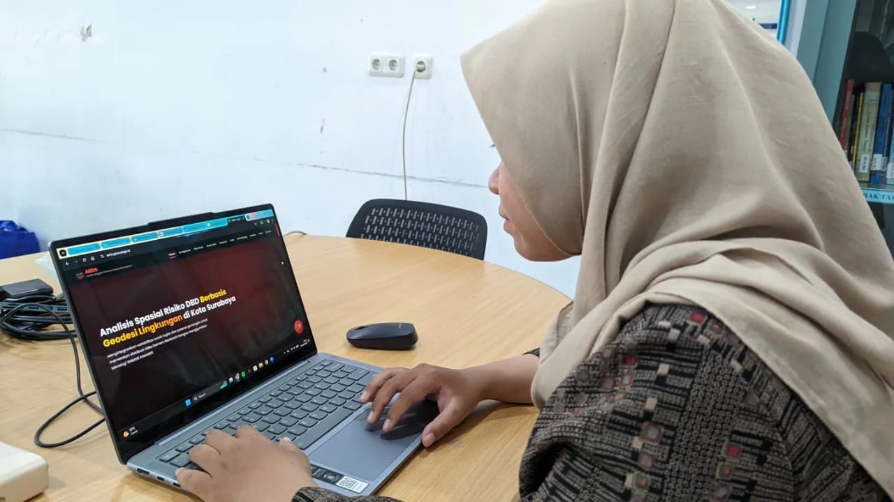 Awas! 5 Kecamatan Rawan DBD di Surabaya Versi AERIS ITS Awas! 5 Kecamatan Rawan DBD di Surabaya Versi AERIS ITS