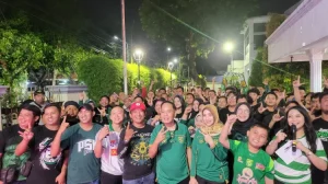 Ketua DPRD Surabaya Ajak Bonek Berkontribusi Jaga Surabaya