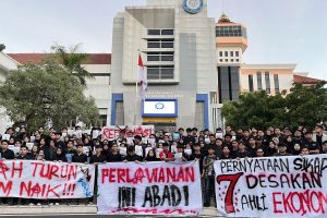 7 Desakan Darurat Ekonomi BEM FEB Unair ke Pemerintah