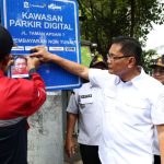 Lawan Jukir Liar, Foto Petugas Parkir Dipasang di Rambu Lalin