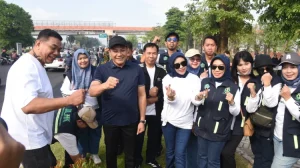 Kompak! Subandi-Mimik Pimpin Tanam Ribuan Pohon di Sidoarjo