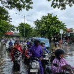 Surabaya Banjir di 17 Titik, Pemkot Sebut Karena Hujan dan Air Laut Pasang